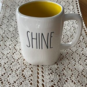 Rea Dunn ‘Shine’ Mug 🌺